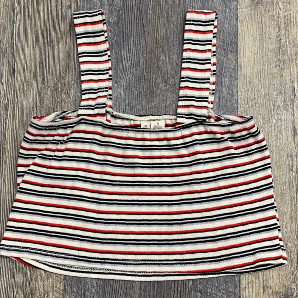 Tilly’s striped crop top